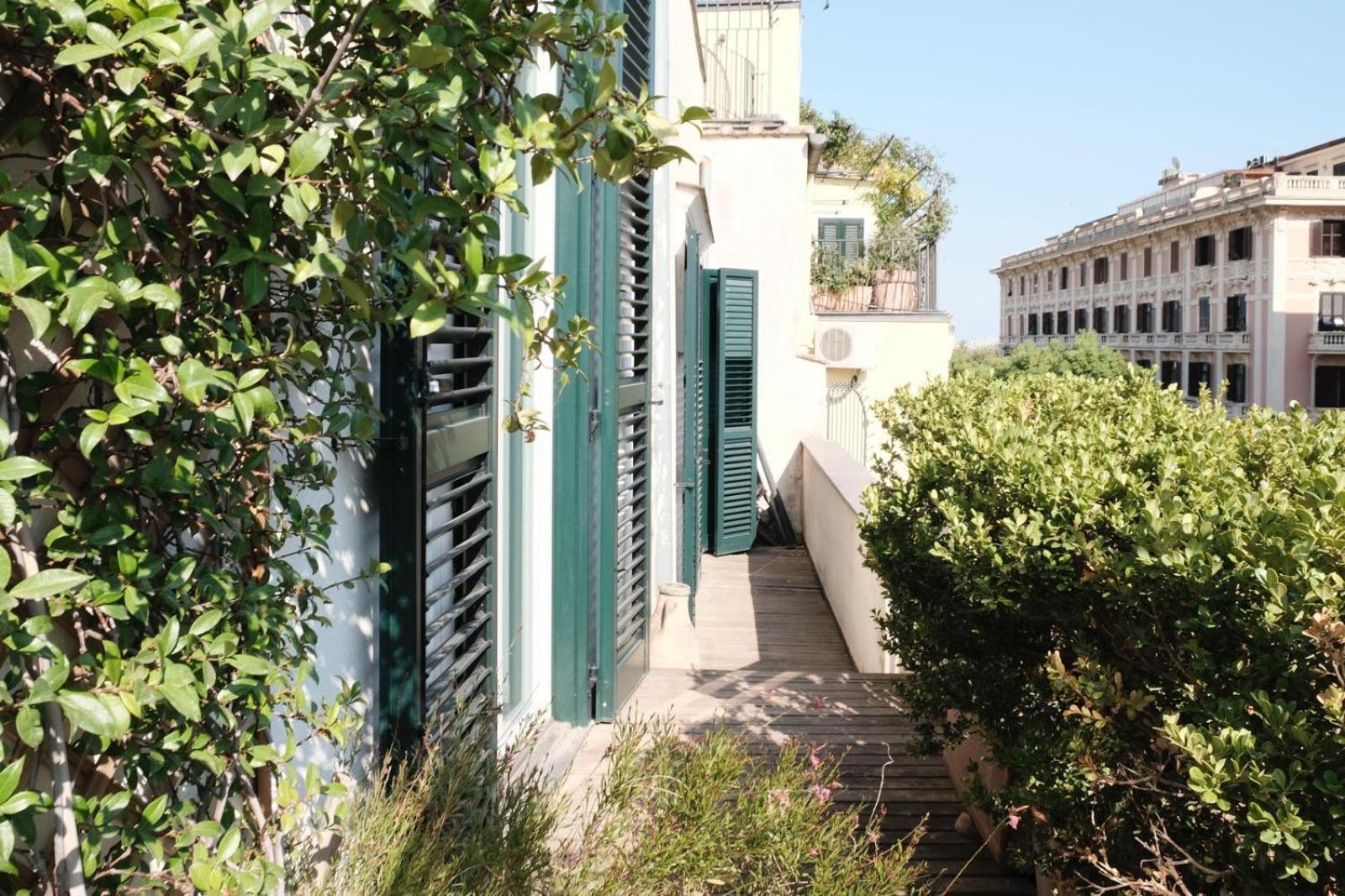 Hotel Casa Maria In Centro Storico Salerno Exterior foto